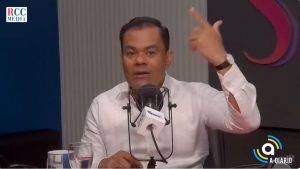 elias-baez-denuncia-“negocio”-de-ars-con-medicamentos-de-alto-costo