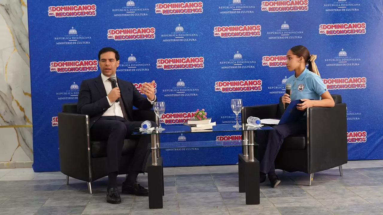 Ministro de Cultura lanza campaña “Los dominicanos nos reconocemos” en Jimaní y Barahona
