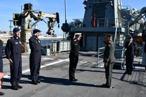 ministro-de-defensa-recorre-patrullero-adquirido-por-rd