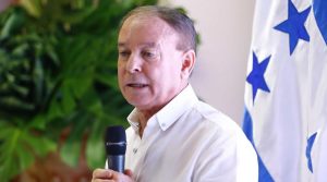 Alcalde de Comayagua en Honduras prohíbe encuentro de “therians” en la Plaza Central