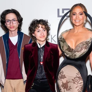 jennifer-lopez-celebra-los-18-anos-de-sus-gemelos-recordando-su-nacimiento