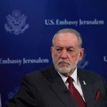 Alerta de Mike Huckabee: salir de Israel es prioridad ¡HOY!