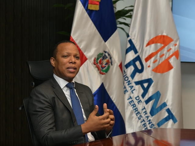 Morrison revela millonarios sobornos y asegura que su vida corrió peligro