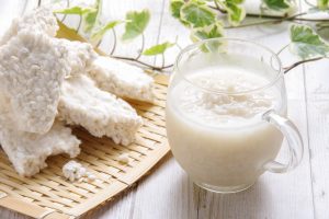 amazake:-la-bebida-milenaria-japonesa-que-combina-tradicion-y-nutricion