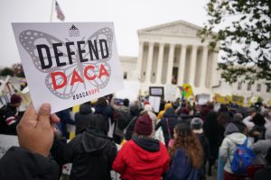 Gobierno de Trump admite deportación de 86 beneficiarios de DACA por cargos criminales