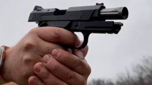 Tragedia por balas en Estados Unidos sigue afectando a todos, incluso a dominicanos