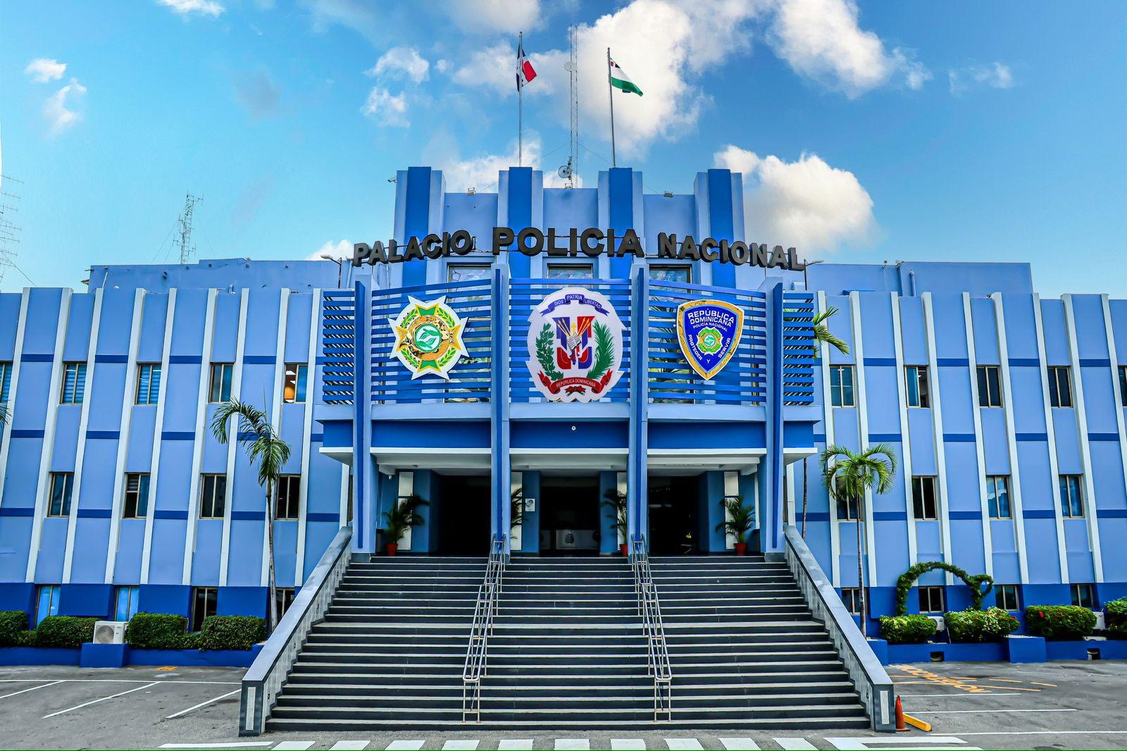 PN suspende y somete a la justicia a agentes por presunto robo en San Cristóbal