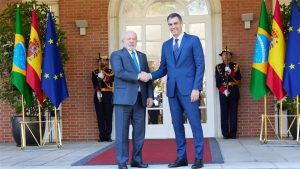 Sánchez y Lula comparten el deseo de que cese la guerra en Oriente