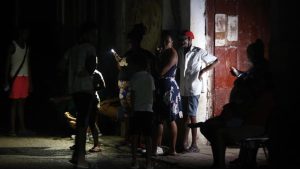 Cuba apagada: dos tercio sin electricidad incluida La Habana
