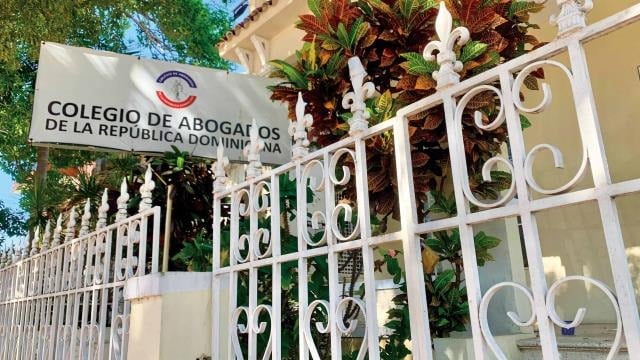 Colegio de Abogados pide al Presidente Abinader  preste atención demanda de los agrónomos