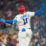 Junior Caminero «La Máxima» se adueña del Clásico Mundial de Béisbol con sus batazos