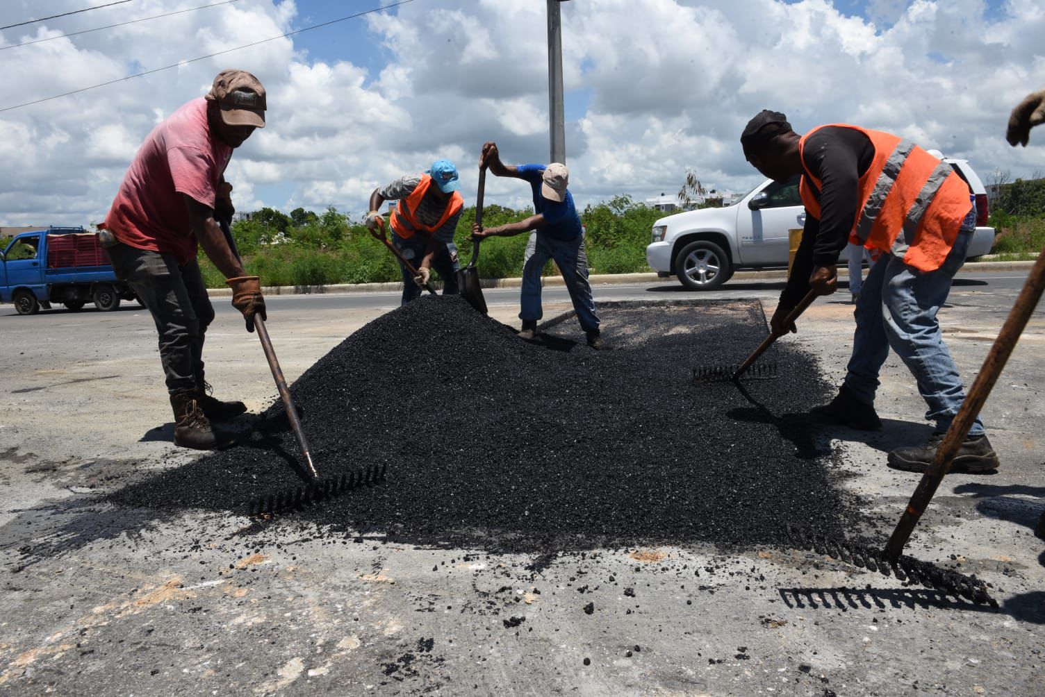 CAASD reporta 5,000 metros cuadrados de asfalto en los primeros dos meses del año