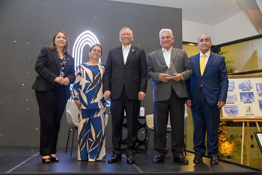 pica-y-se-extiende:-aguilas-y-reservas-del-banco,-en-un-encuentro-de-anoranzas