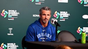 Brad Ausmus dice que saldrán a competir contra República Dominicana