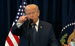 Trump insiste en mencionar una posible «toma de control amistosa de Cuba»