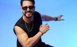 Rogers Sky estrena “Rompiendo cadenas”, un tema cargado de emoción y mensaje de superación