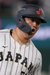 Murakami corona rally Japón con grand slam