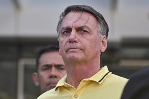 El Supremo de Brasil autoriza que un asesor de Trump visite a Bolsonaro en prisión