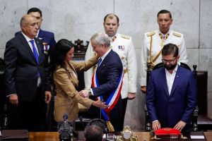 José Antonio Kast asume el poder en Chile con un Parlamento dividido