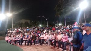 Juan Soto enciende la fiesta: Dominicana abre con jonrón y fanáticos vibran en la plaza SD