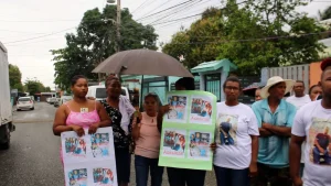 Familiares de hombre asesinado por tres mujeres piden el apresamiento de las autoras del hecho