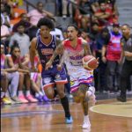 Sameji pone a Pueblo Nuevo contra la pared y acaricia su corona 11