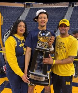 Yaxel Lendeborg rechazó oferta entre 7 y 9 millones dólares