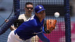 Ohtani brilla en su regreso al montículo y lidera victoria de los Dodgers en pretemporada