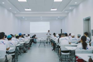 Comité inicia curso para jueces de tenis