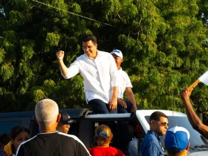 collado:-su-apuesta-a-consolidad-percepcion-de-fortaleza-para-tratar-de-evitar-convencion-prm