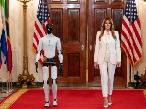 Melania Trump y un sorprendente robot humanoide en la Casa Blanca