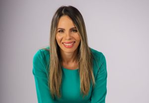 Integrante de “El Rumbo de la Tarde” recibe Premio Joven del Año 2026