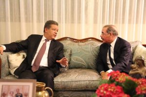 El dilema del PLD y FP en lucha por liderar la oposición dominicana y lograr el poder en 2028