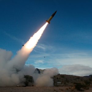 Ataque de Irán deja una decena de soldados estadounidenses heridos en base saudí