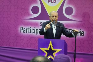 Danilo Medina truena contra el Gobierno: “no hay plan” ante crisis del Medio Oriente