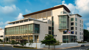 Arrestan fiscal de la Pepca acusado de recibir US$10,000 de un acusado