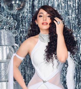 karen-yapoort-arremete-contra-magali-febles-y-llama-“prostibulo”-al-miss-rd