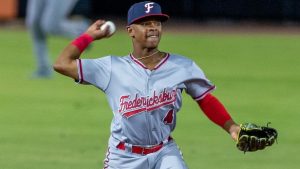 De promesa millonaria a agente libre: Nacionales dejan en libertad a Armando Cruz