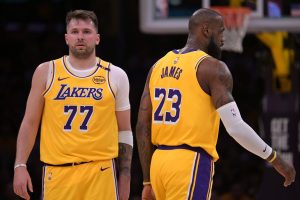 Doncic brilla con 42 puntos y LeBron rompe otro récord en jornada de la NBA