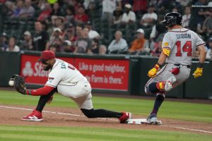 ¡Palo y palo! Los Bravos arrollan a los Diamondbacks con un 17-2 impresionante