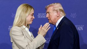 trump-destituye-a-la-fiscal-general-pam-bondi-y-nombra-a-todd-blanche-como-interino