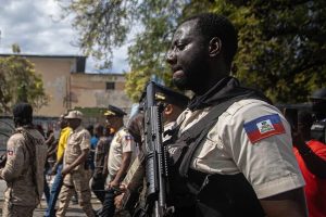 las-fuerzas-armadas-de-haiti-decretan-la-alerta-maxima-a-partir-del-lunes