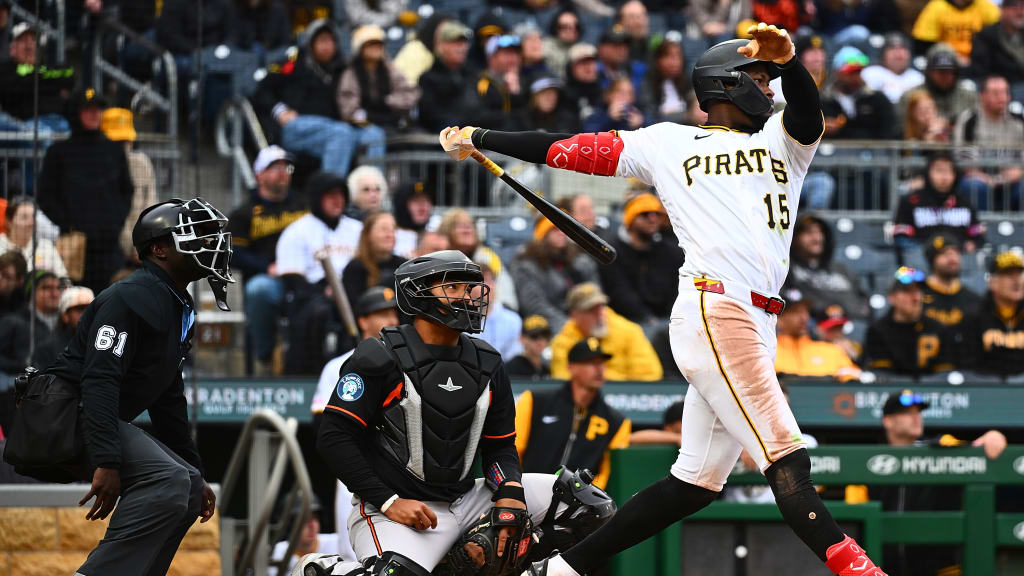 ¡imparable!-oneil-cruz-brilla-ante-zurdos-y-transforma-su-debilidad-en-fortaleza-en-la-mlb