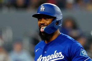 Teóscar, Ohtani y Rushing incendian Toronto en feroz paliza de los Dodgers