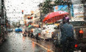 Siguen suspendidas las clases en provincias bajo alerta por vaguada