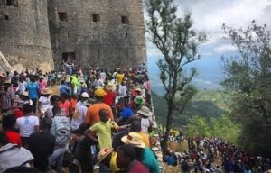 investigan-causas-de-tragedia-en-monumento-al-norte-de-haiti