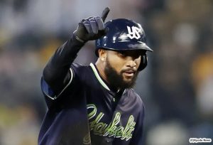 Pica y se Extiende: RD con 20 jugadores en beisbol japopnés