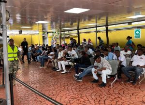 Normalidad y fluidez marcan  segundo día jornada de renovación de cédulas en el Distrito Nacional