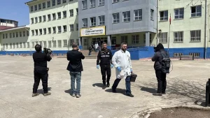 Tiroteo en escuela de Turquía deja 16 heridos y atacante muerto