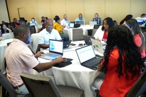 Evaluación a maestros entra en etapa decisiva, advierte el ministro de Educación